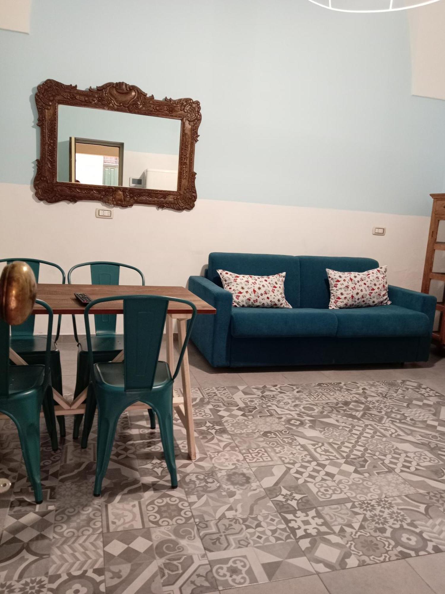לצ'ה Piazza Verdi Liberty House מראה חיצוני תמונה